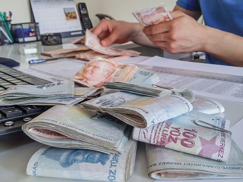 Halk Bankası Ev Hanımlarına Kredi